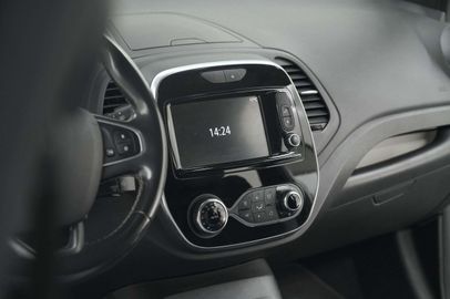 Car image 46