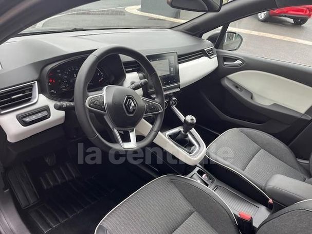 Renault Clio TCe 90 66 kW image number 3