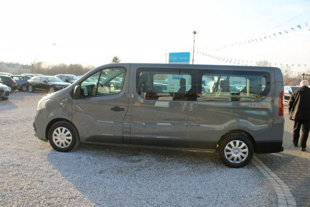 Renault Trafic 89 kW image number 9