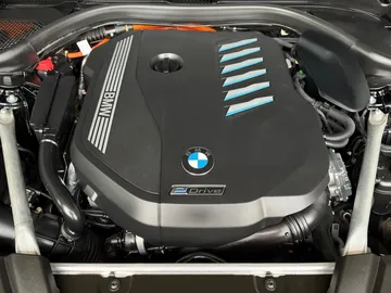 Car image 37