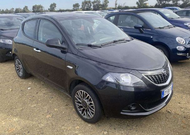 Lancia Ypsilon 51 kW image number 2