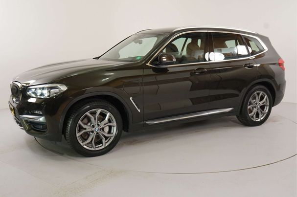 BMW X3 xDrive30e M 215 kW image number 1