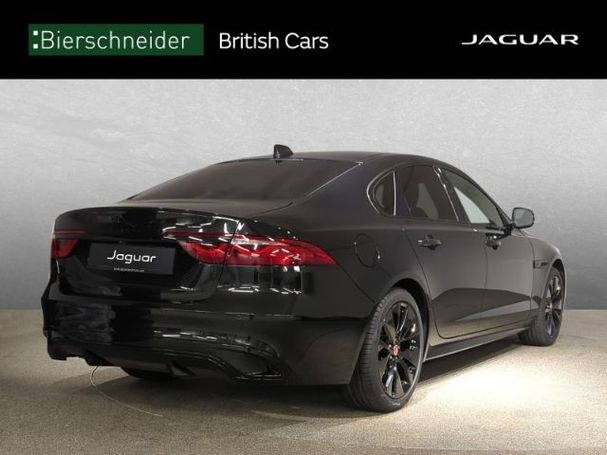 Jaguar XF D200 R-Dynamic Black 150 kW image number 2