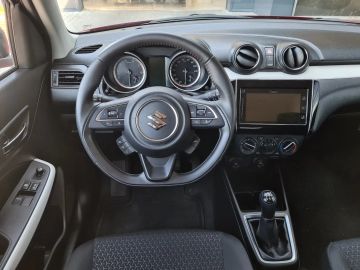 Car image 8