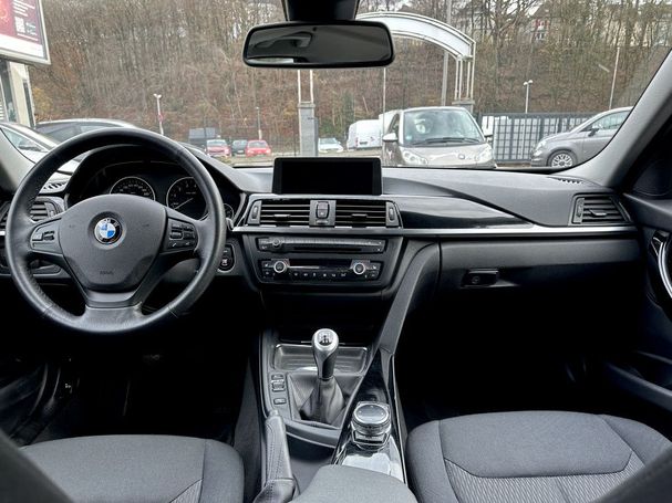 BMW 328i Touring 180 kW image number 14