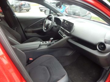 Car image 14