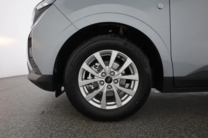 Car image 31