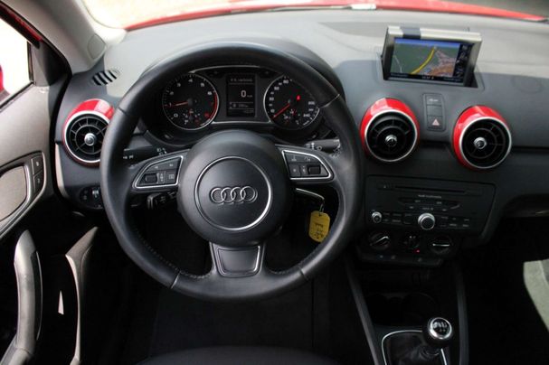 Audi A1 1.2 TFSI S-line 63 kW image number 16