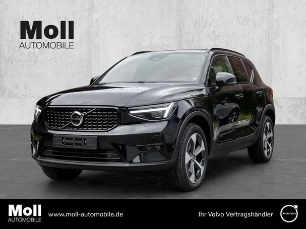 Volvo XC40 B3 Plus Dark 120 kW image number 1