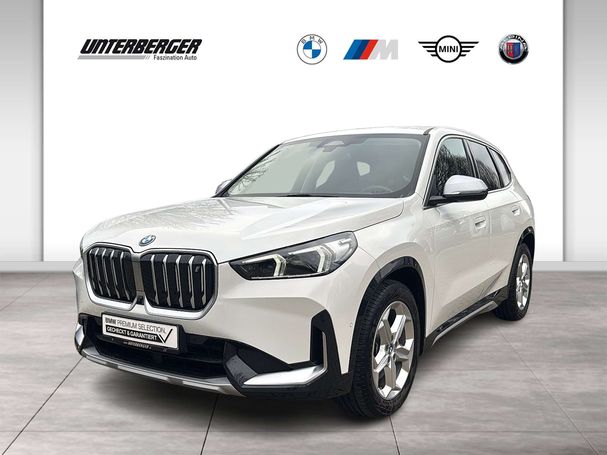 BMW iX1 xDrive30 xLine 200 kW image number 1