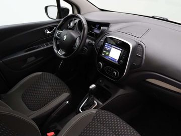 Car image 38