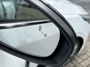 Car image 37