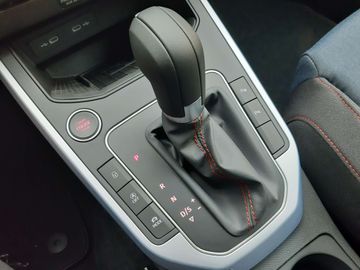 Car image 26