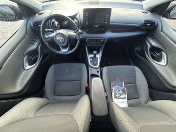 Car image 12