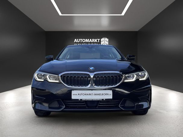 BMW 320d Sport Line 140 kW image number 3