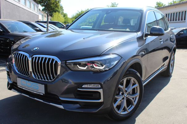 BMW X5 xDrive 195 kW image number 1