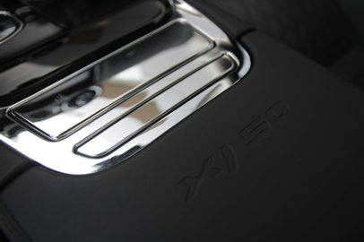 Car image 37