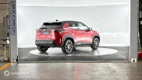 Car image 3