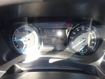 Car image 29