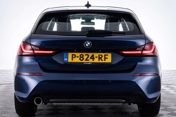 BMW 118i 100 kW image number 18