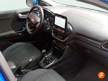 Car image 27