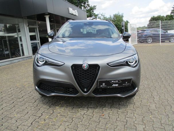 Alfa Romeo Stelvio 2.2 Q4 B-Tech 154 kW image number 3