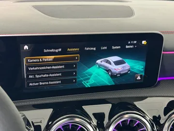 Car image 29