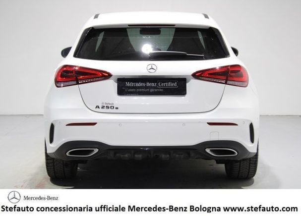 Mercedes-Benz A 250 e 160 kW image number 3