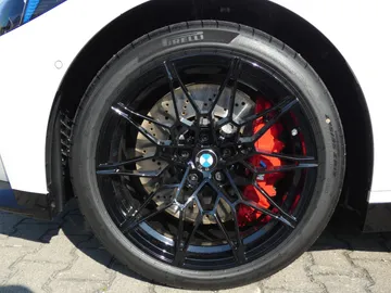 Car image 28