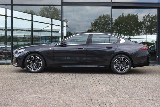 BMW 530 e 220 kW image number 7