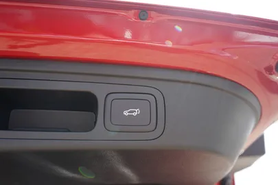 Car image 37