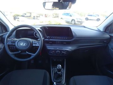 Car image 24