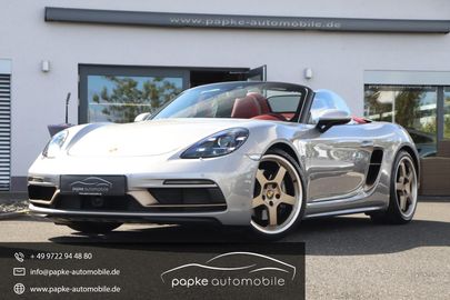 Car image 4