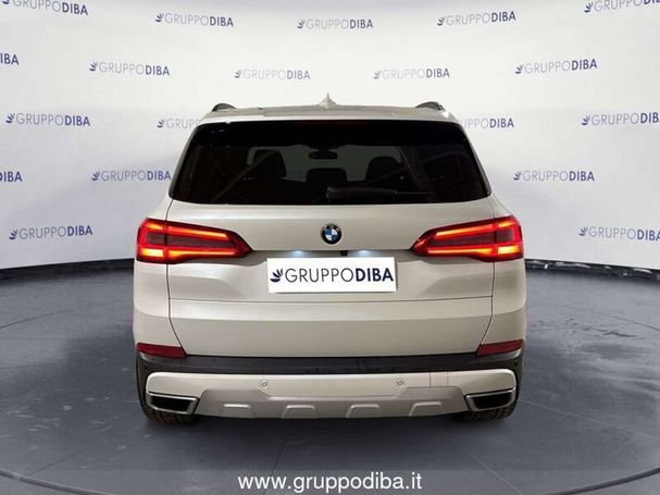 BMW X5 xDrive30d xLine 195 kW image number 5