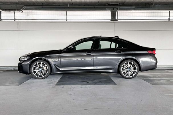 BMW 530 e 215 kW image number 3