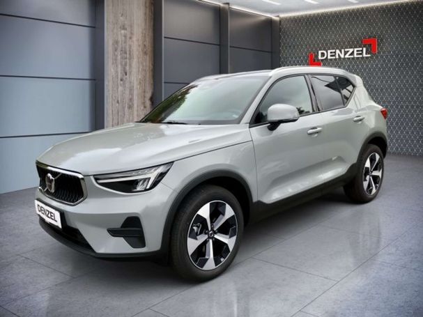 Volvo XC40 B3 Core 120 kW image number 1