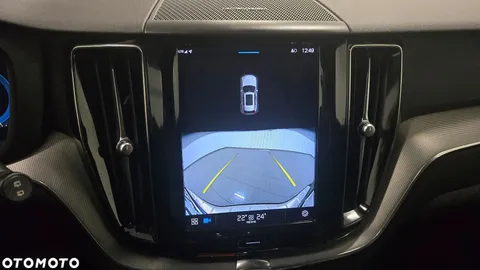Car image 32