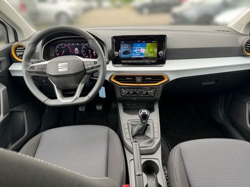 Car image 10