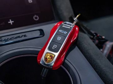 Car image 28