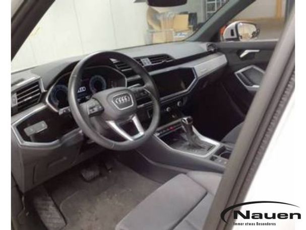 Audi Q3 40 TFSI quattro S-line 140 kW image number 3