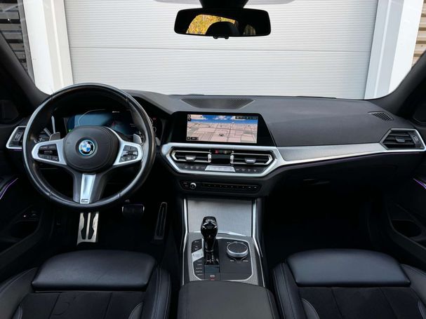 BMW 330 xDrive 185 kW image number 12