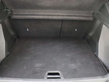 Car image 35