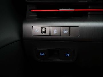 Car image 37