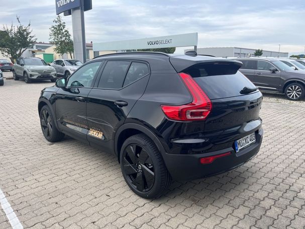 Volvo XC40 B3 Plus Black Edition 120 kW image number 9