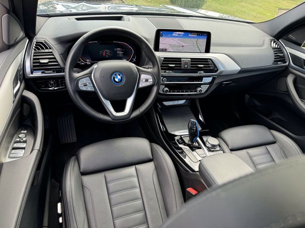 BMW iX3 210 kW image number 8