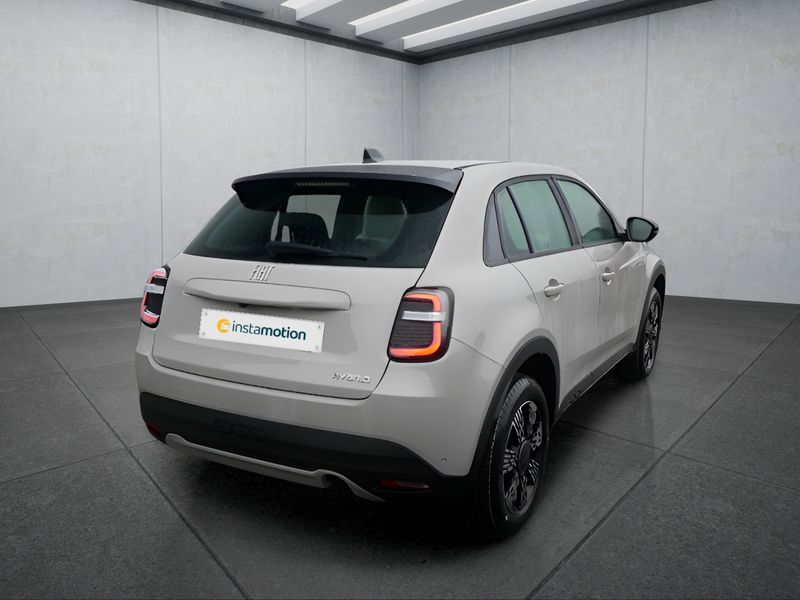 Fiat 600 Hybrid DCT 81 kW