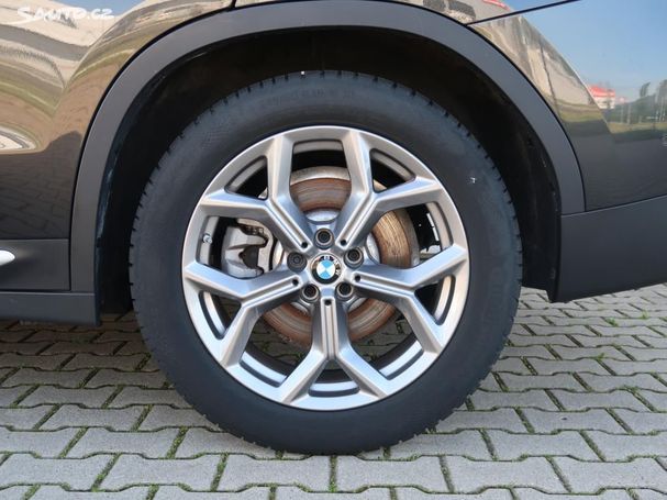 BMW X3 xDrive 210 kW image number 12