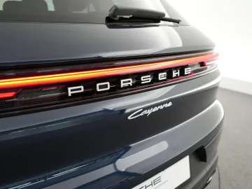 Car image 39