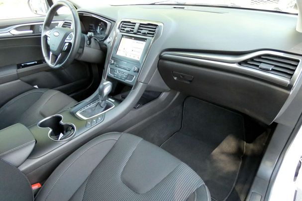 Ford Mondeo 2.0 Hybrid 138 kW image number 10