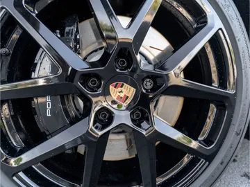 Car image 49